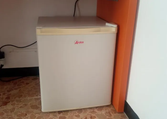 Di Massimo C Frühstückspension Spotorno