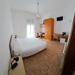 Di Massimo C 3* Споторно