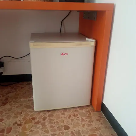 Di Massimo C Oda ve Kahvaltı Spotorno